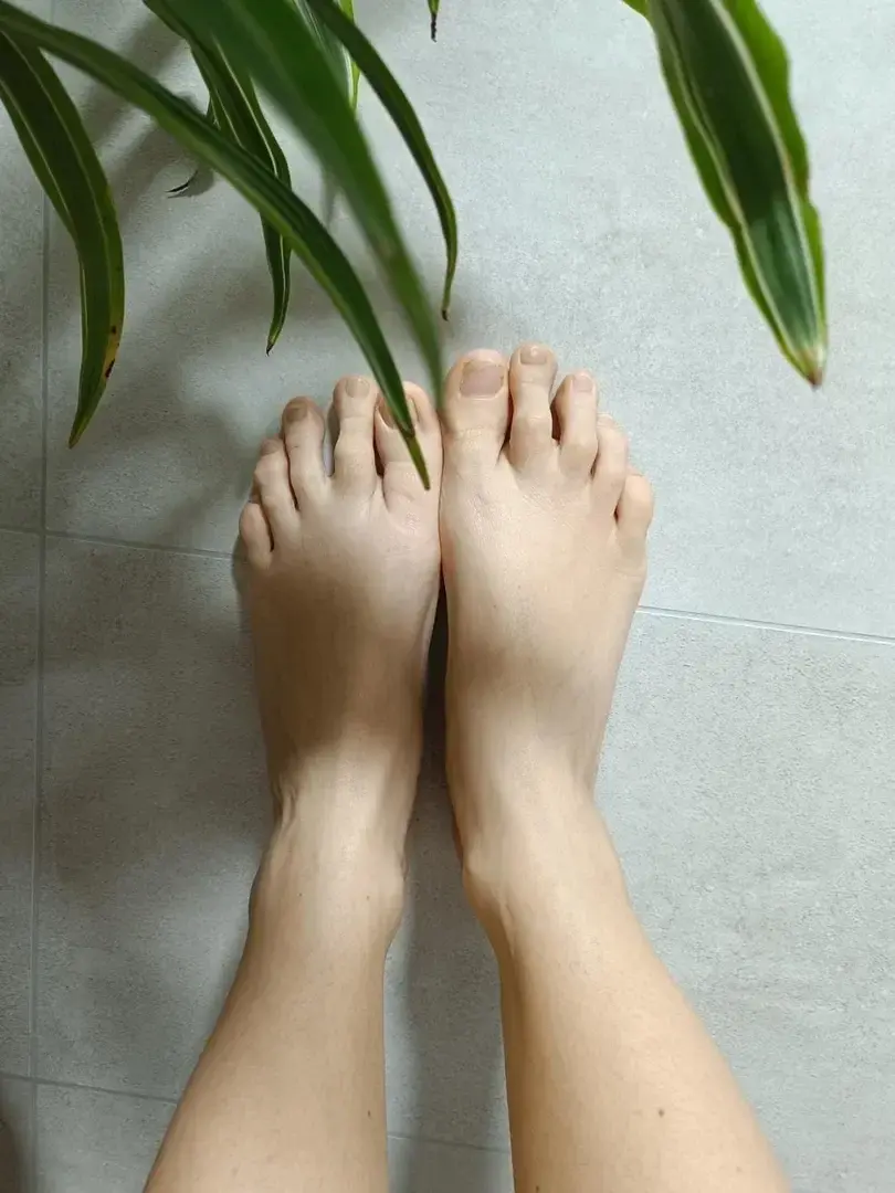 Leak & nude 2 — Feet90