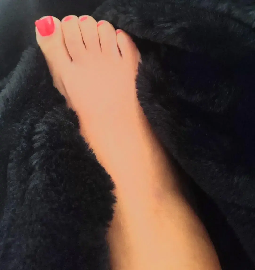 Leak & nude 1 — myfootdream