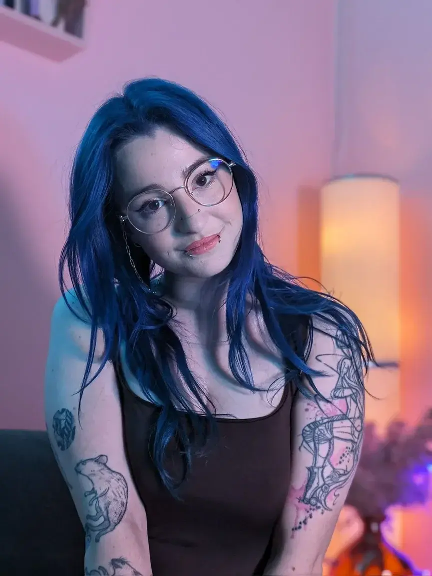 Leak & nude MYM — khalamite : « KHALASECRET = Ton abonnement à 1€ 💙 » (MYM)