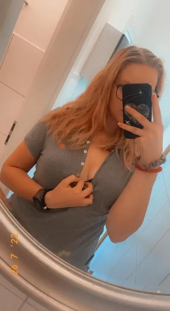 Leak & nude 1 — Littleaeffchen
