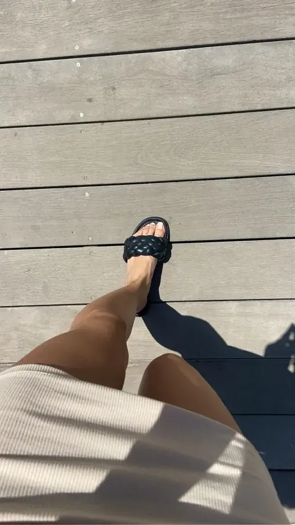 Leak & nude 3 — Prendtonpiedavecmoi