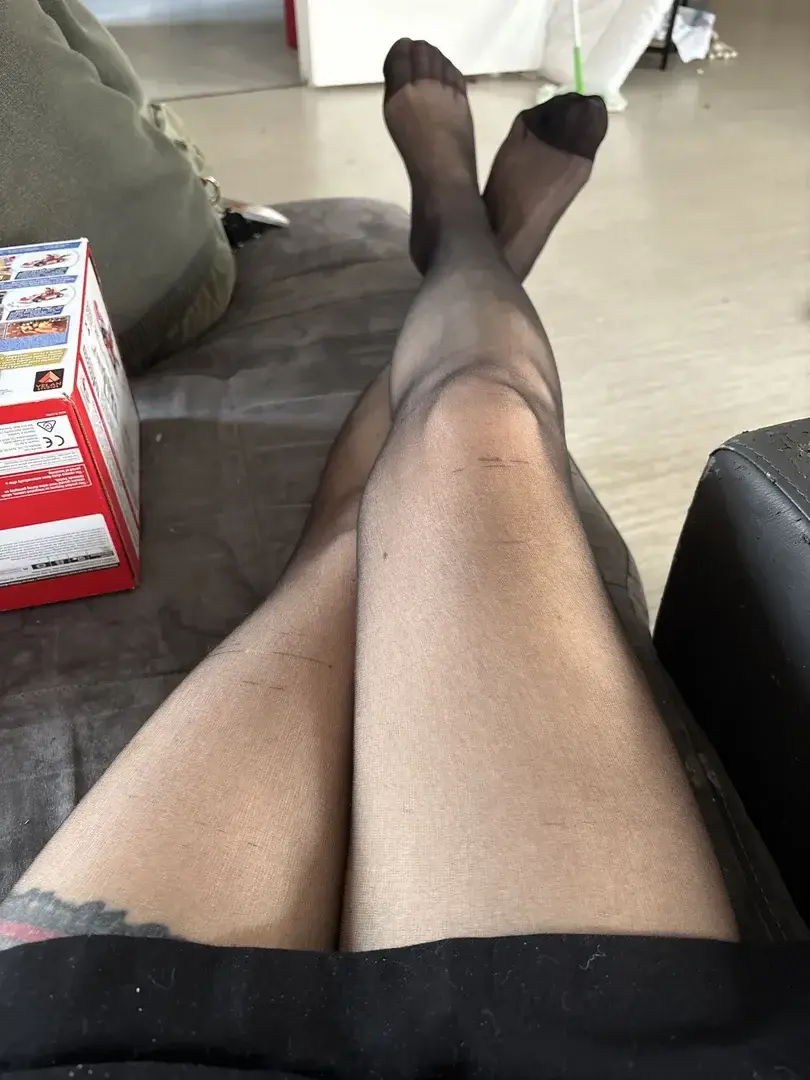 Leak & nude 2 — Melfeetqueen
