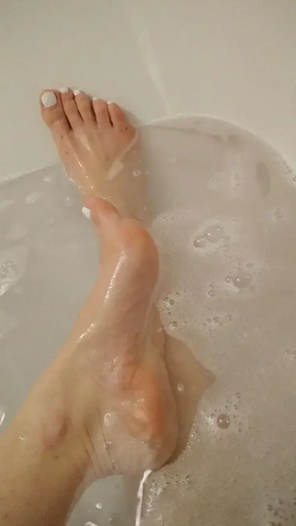 Leak & nude 4 — Lovesweetfeet