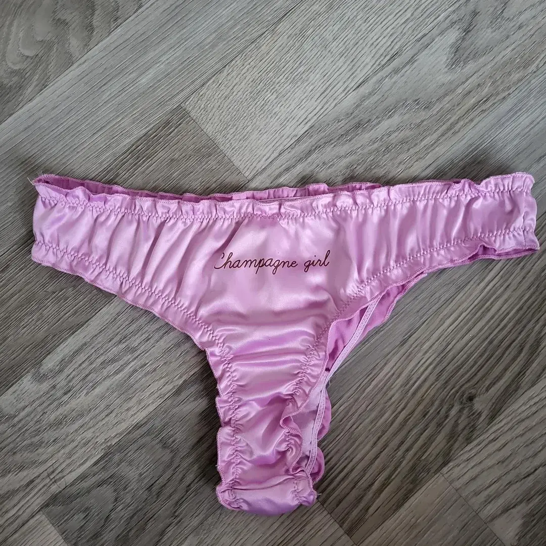Leak & nude 2 — Yourhoney