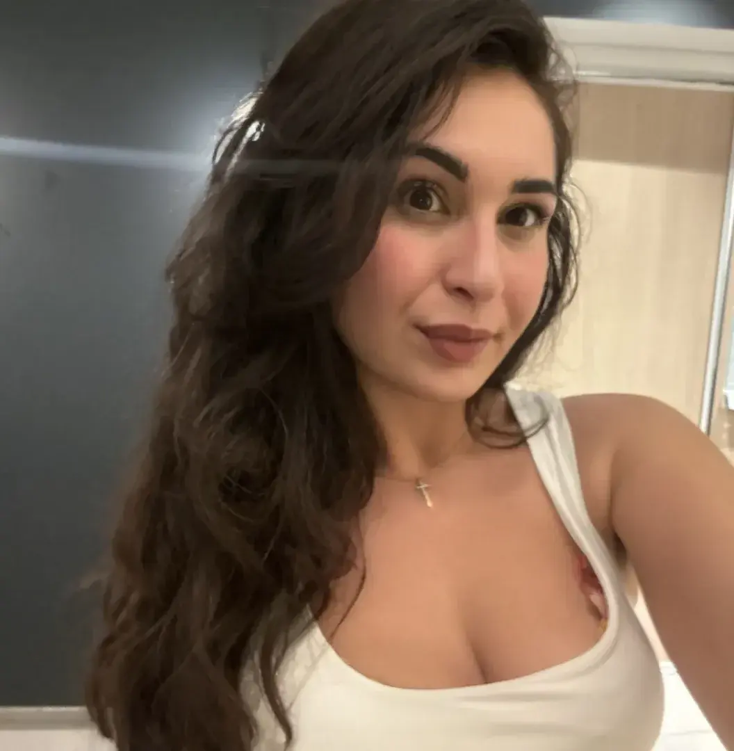 Leak public de Minuitbaby — « description de la photo » (nude) sur MYM