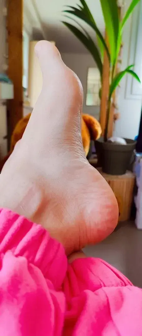 Leak & nude 2 — Footbymargaux