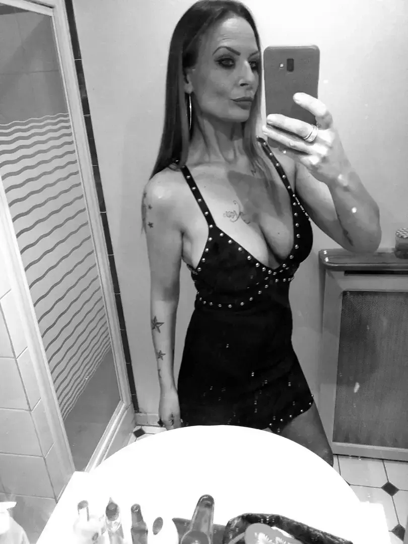 Leak & nude 5 — Penelope76