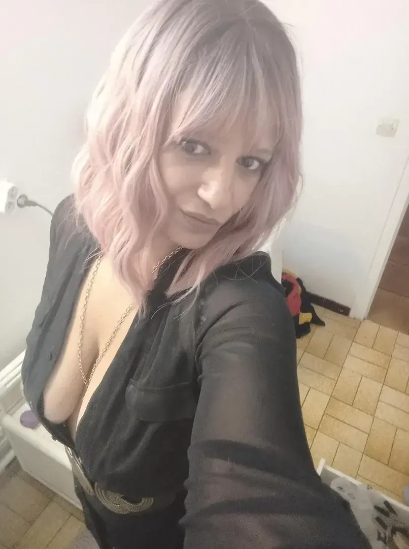 Leak & nude 1 — -anna-8064