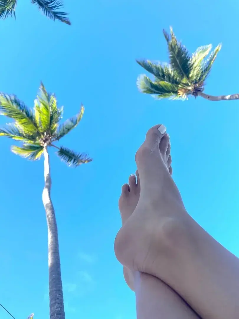 Leak & nude 2 — Frenchfeetoly