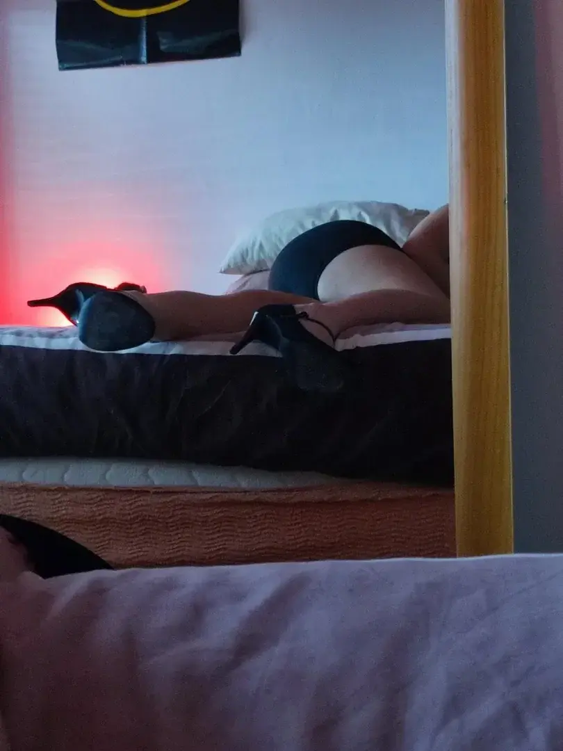 Leak & nude 4 — Aliefeet_