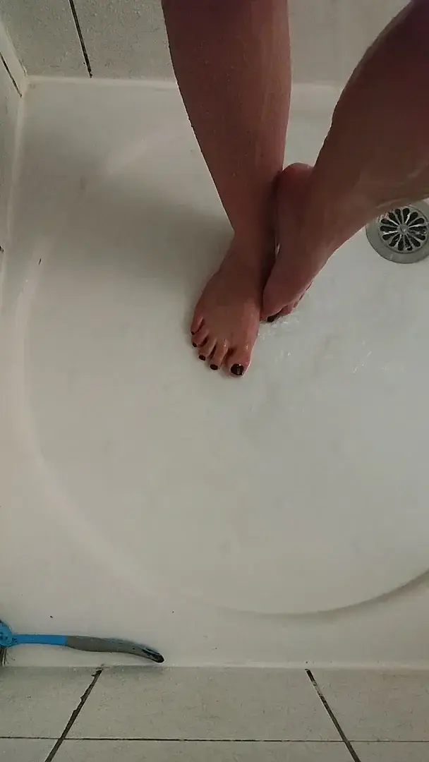 Leak & nude 5 — Aliefeet_
