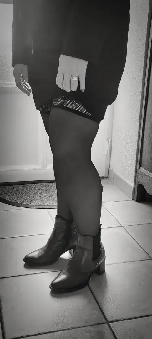 Leak & nude 2 — Sexyvenisexoxo