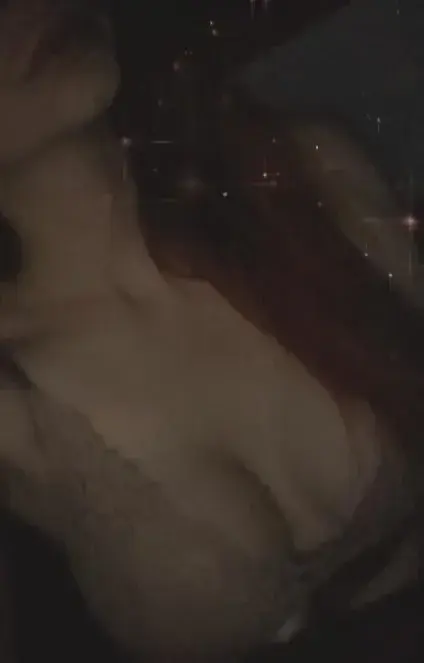 Leak & nude 1 — Lyve