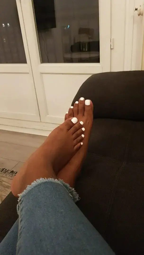 Leak & nude 4 — Feetmalagasy