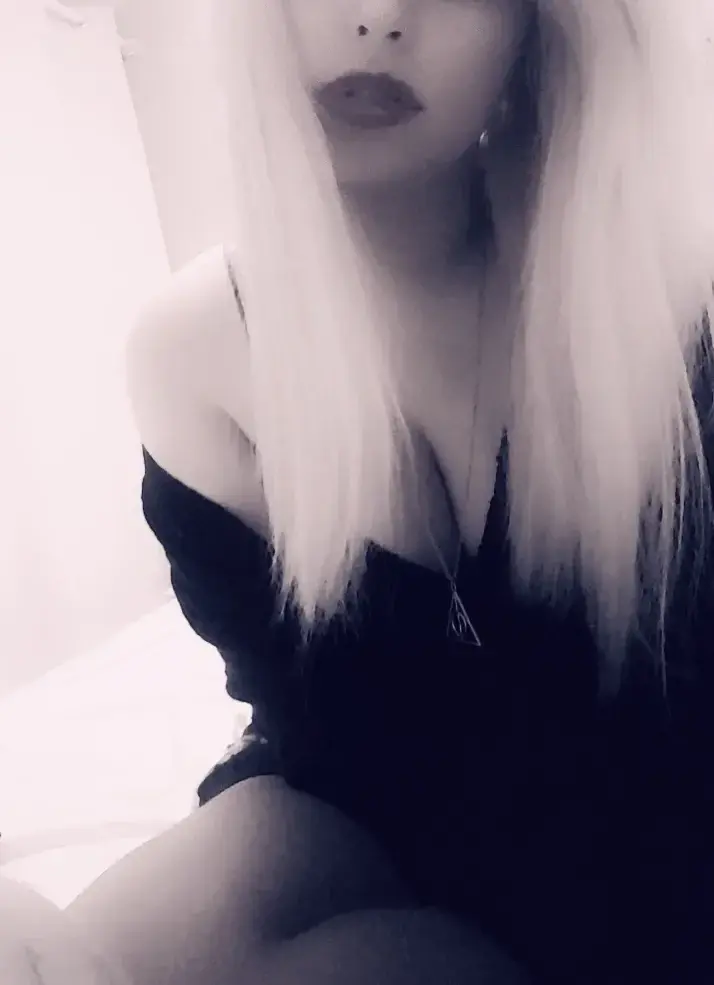 Louise_lou - Photo exclusive MYM 8 | French Modèles