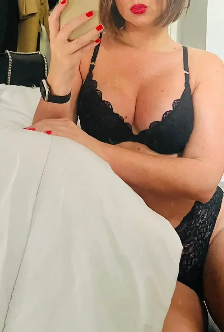Leak & nude 2 — Chatsexy