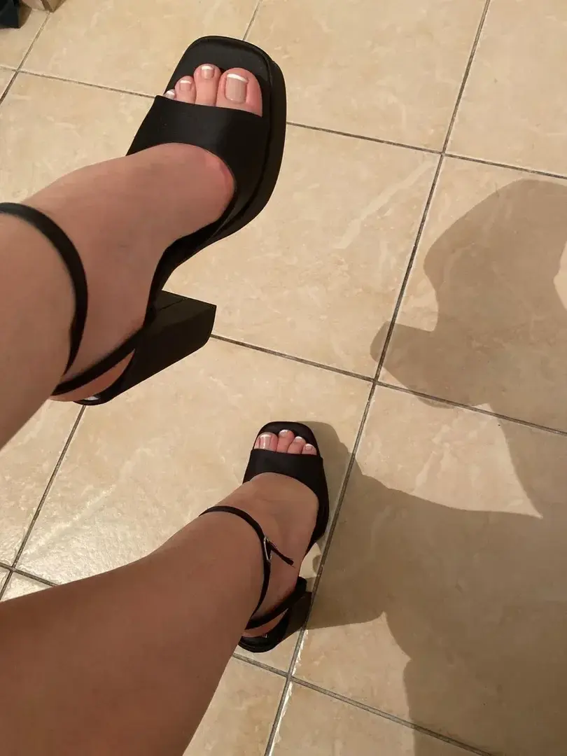 Leak & nude 5 — Nursesfoot