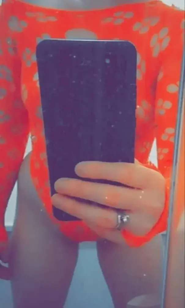 Leak & nude 1 — Nouschautsexy