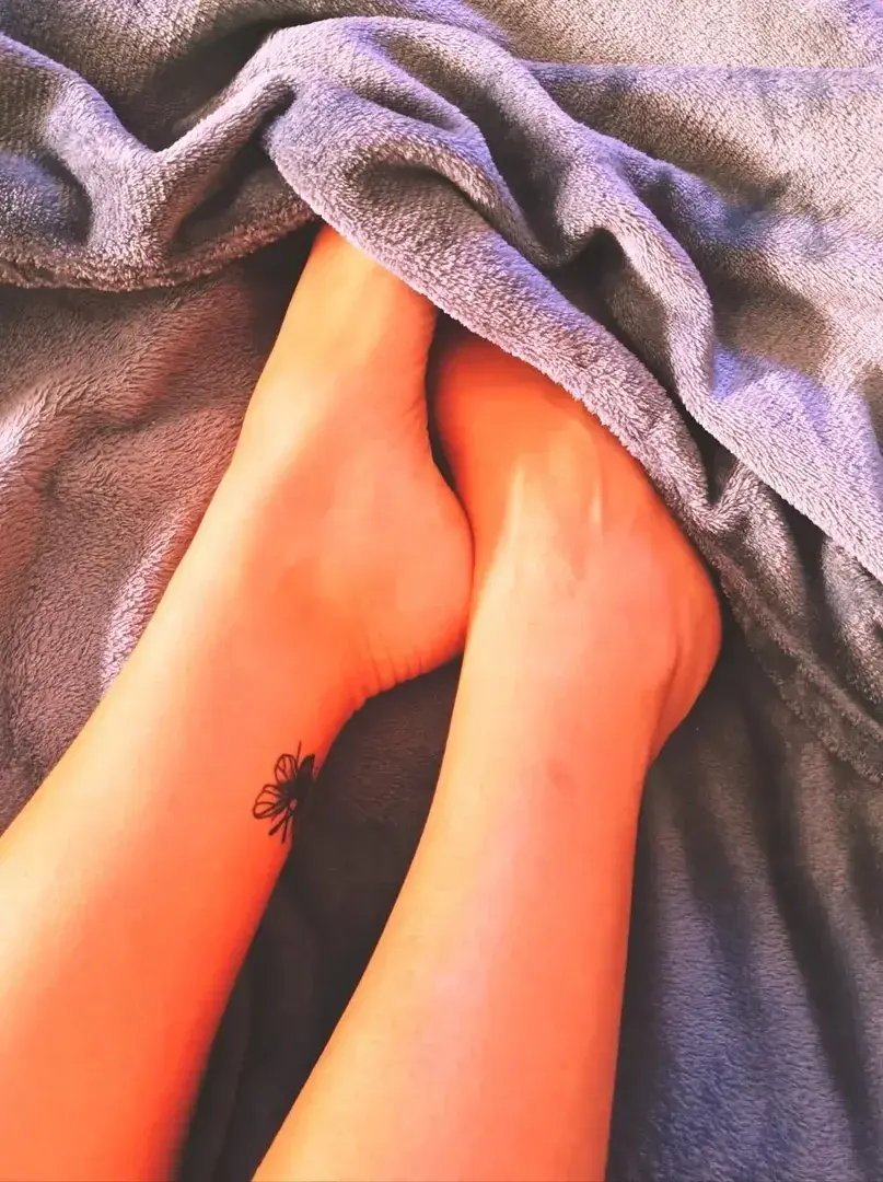 Leak & nude 1 — Mommymfeet