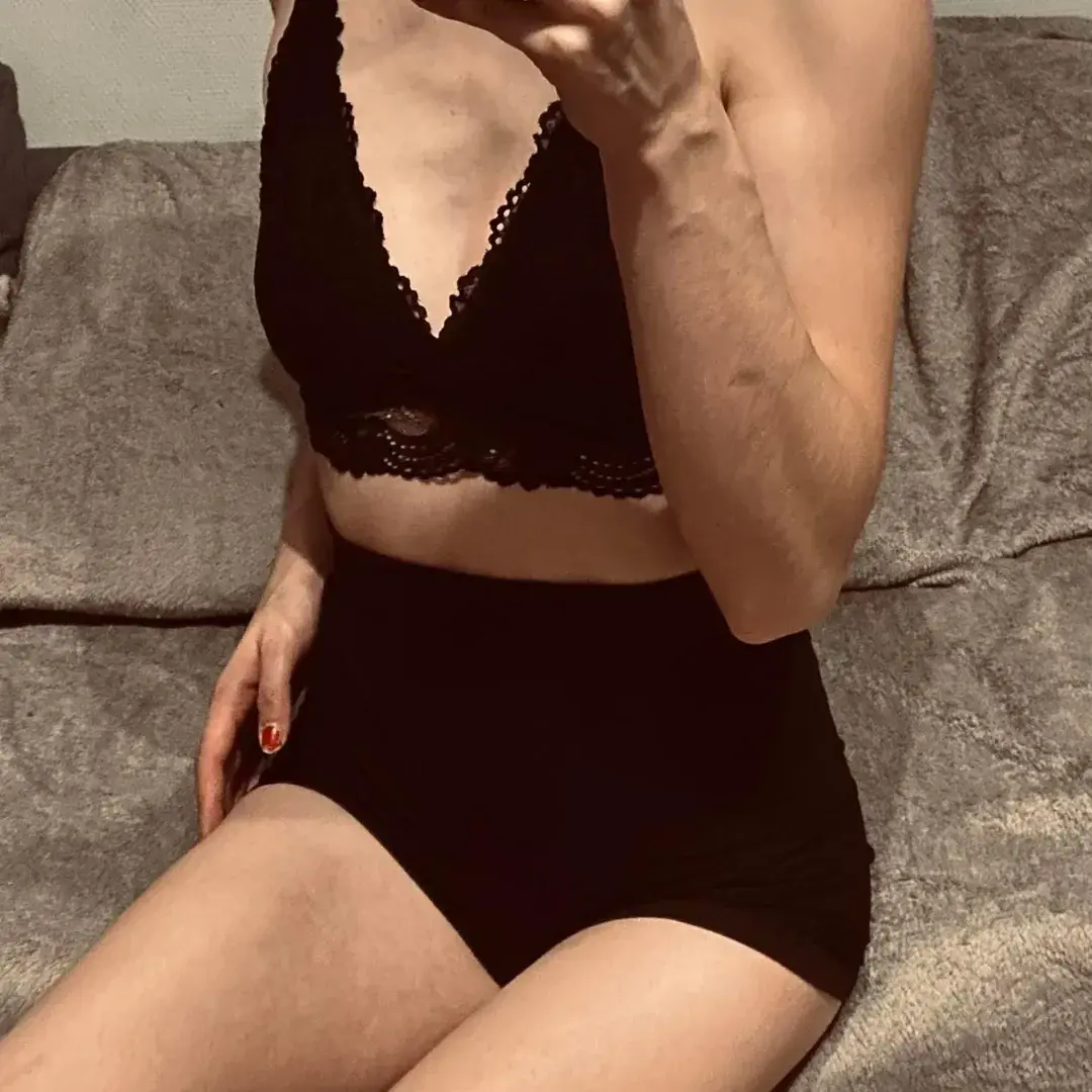 Leak & nude 4 — Rosehugo
