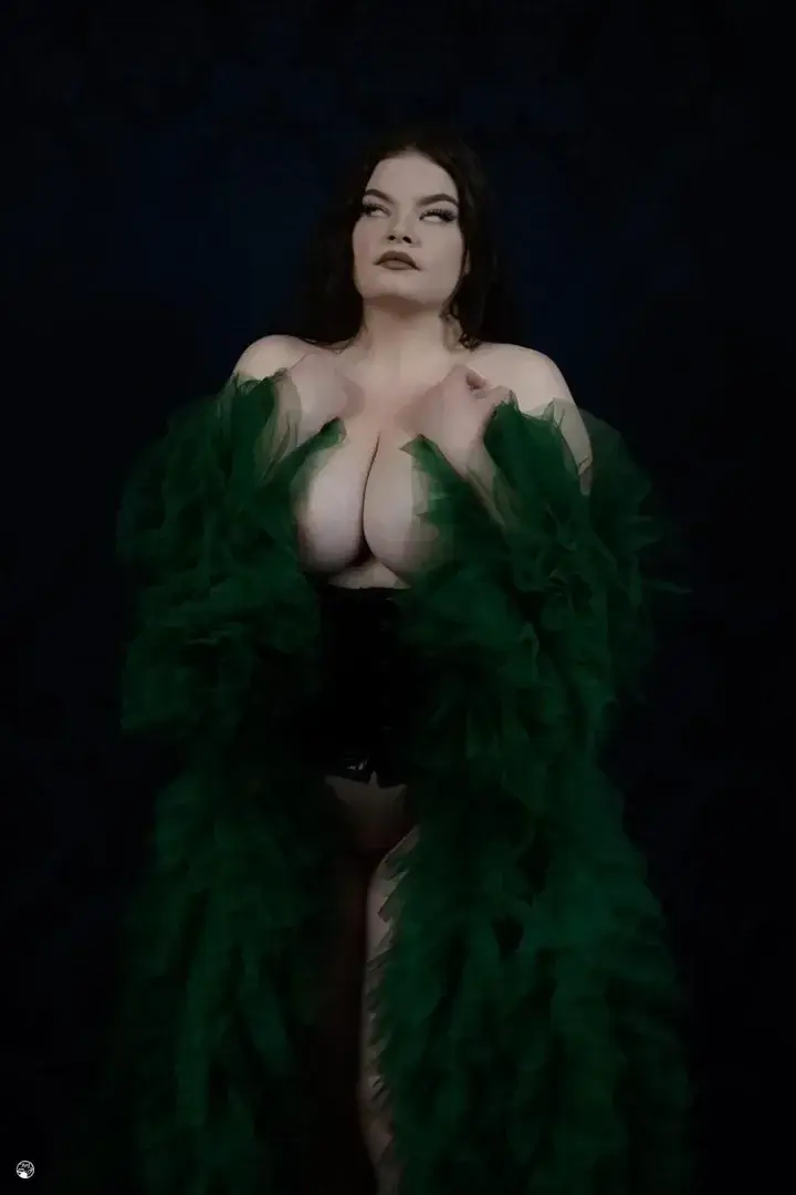 Leak & nude 2 — Leelousexy