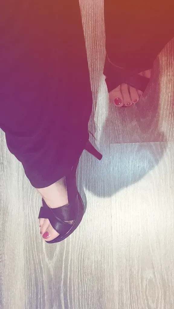 Leak & nude 13 — Lara_anastazia