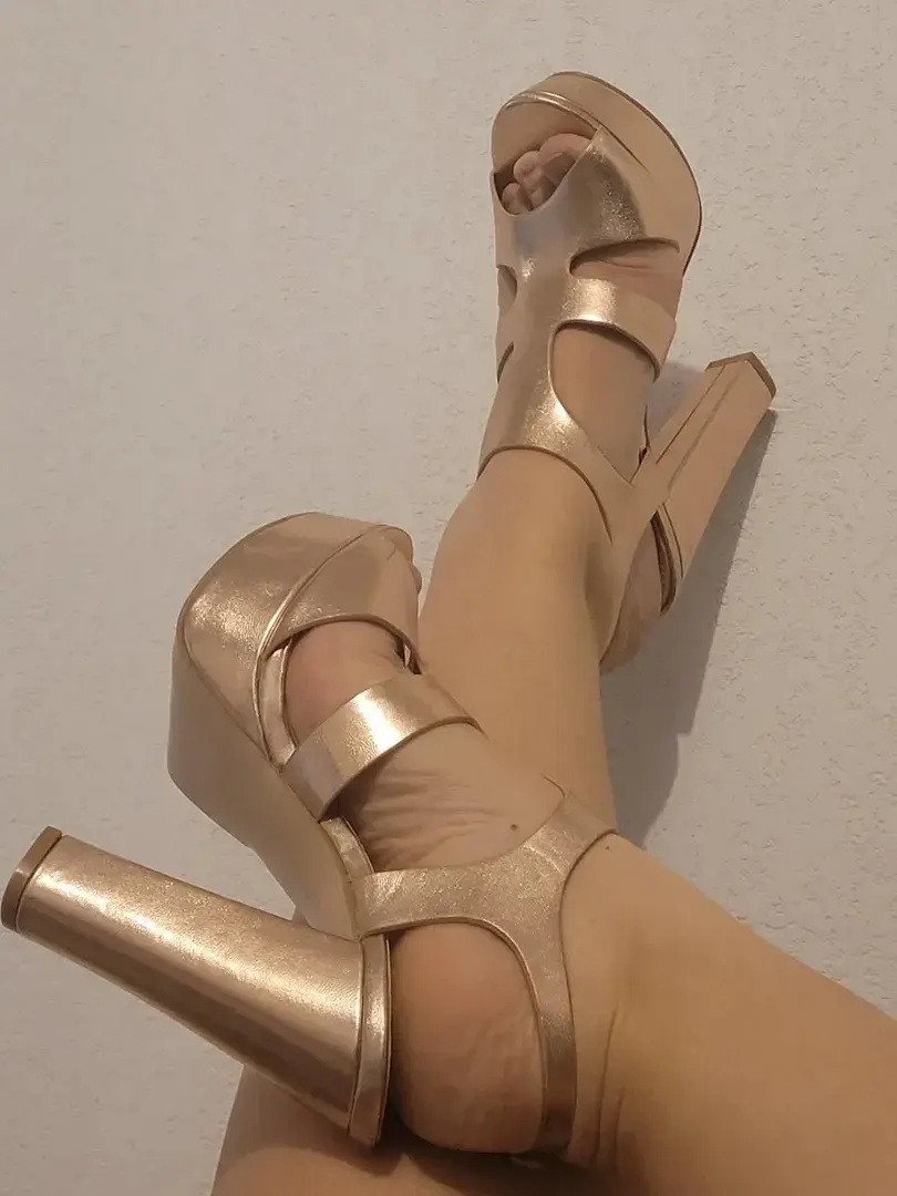 Leak & nude 1 — Pucinelle