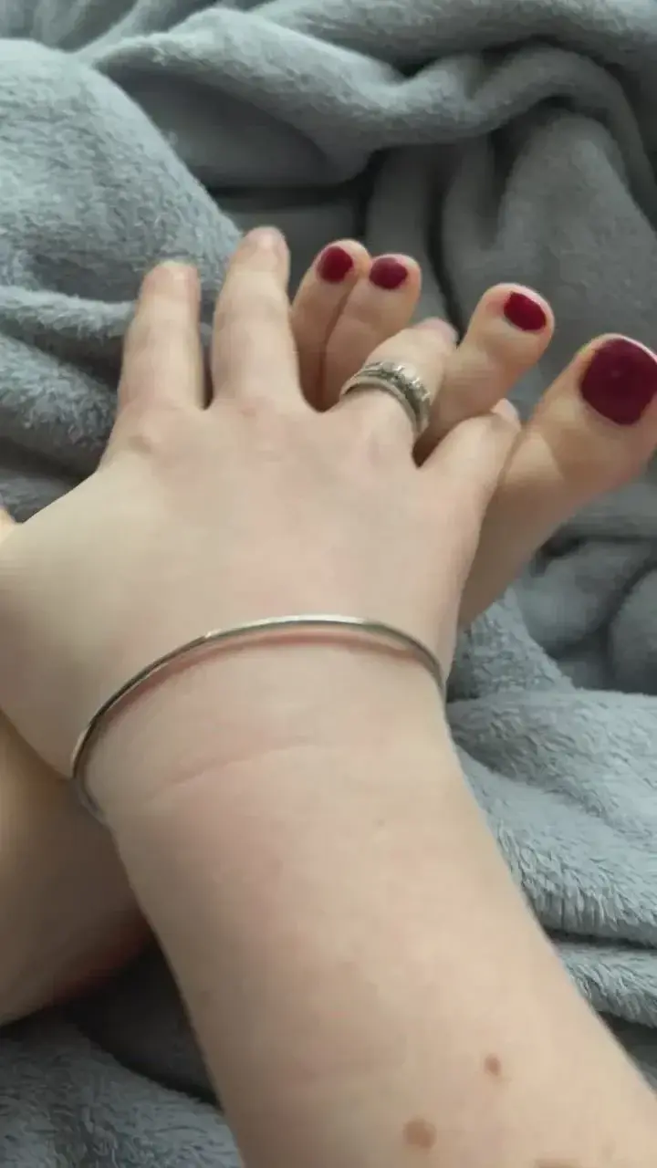 Leak & nude 1 — Lespiedsculottes