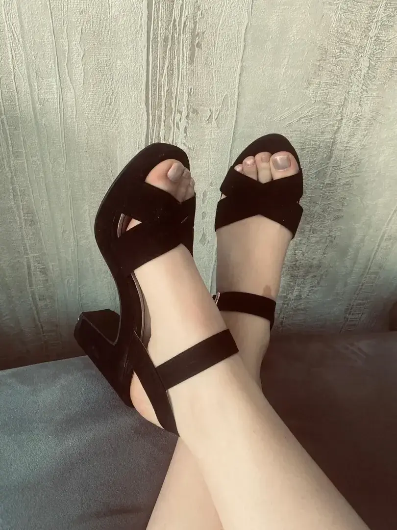 Leak & nude 4 — Lespiedsculottes