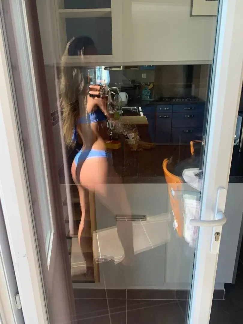 Leak & nude 3 — Deesse_sexy