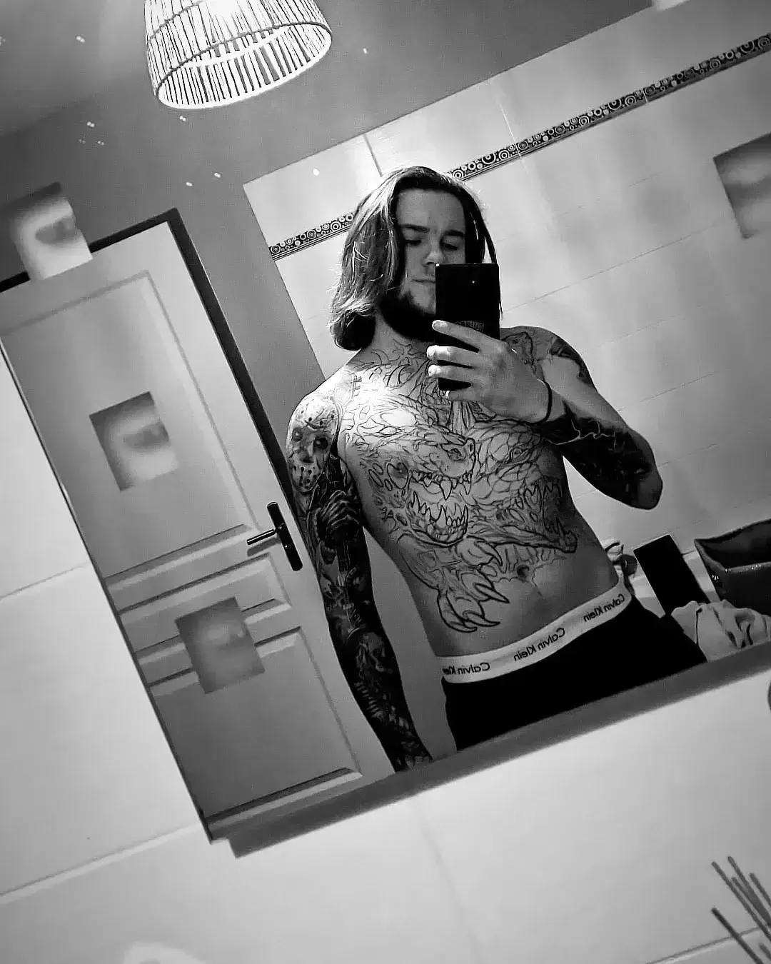 Leak & nude 1 — Tattooskin