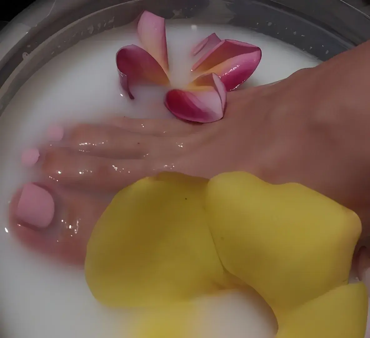 Leak & nude 1 — flowers2you