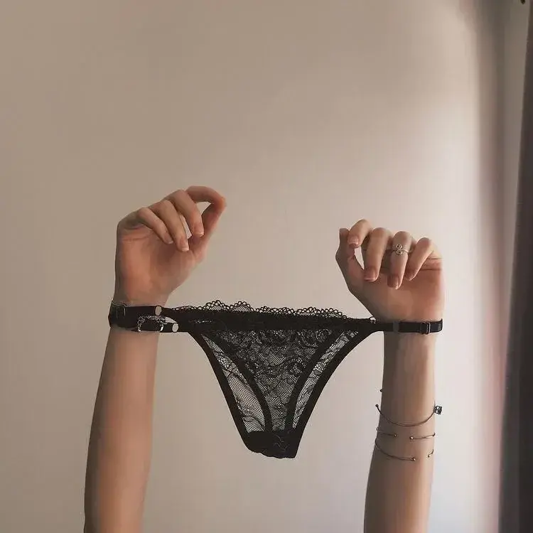 Leak & nude 7 — Feetsgirfromfrance