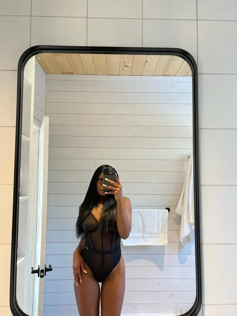 Coucou bb🖤