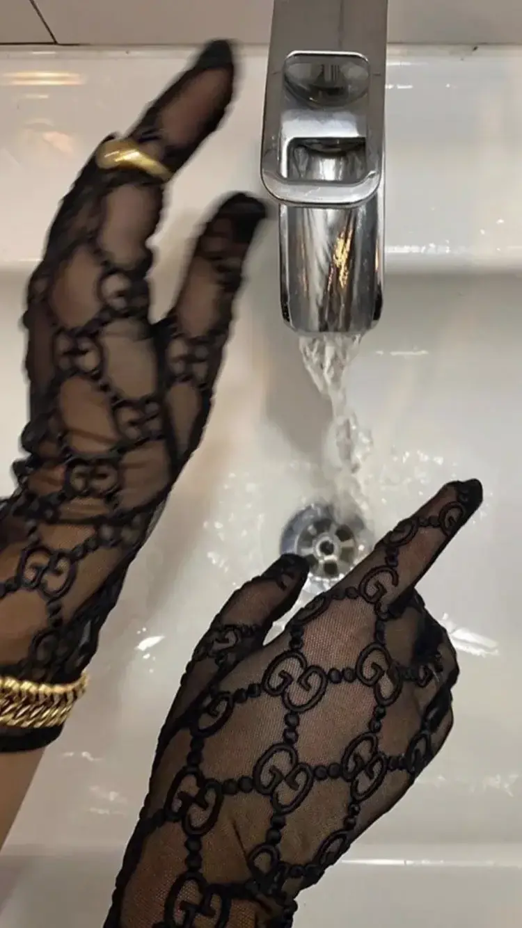 Leak & nude 1 — Lauragillard20