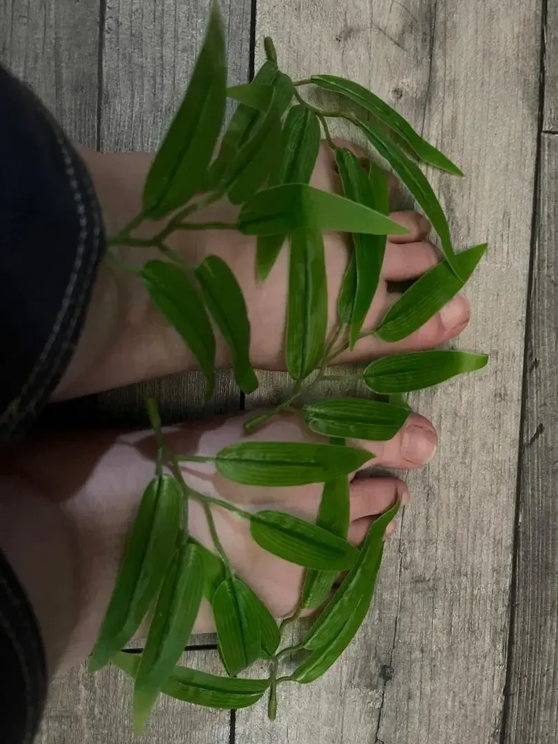 Leak & nude 2 — Footfetish-