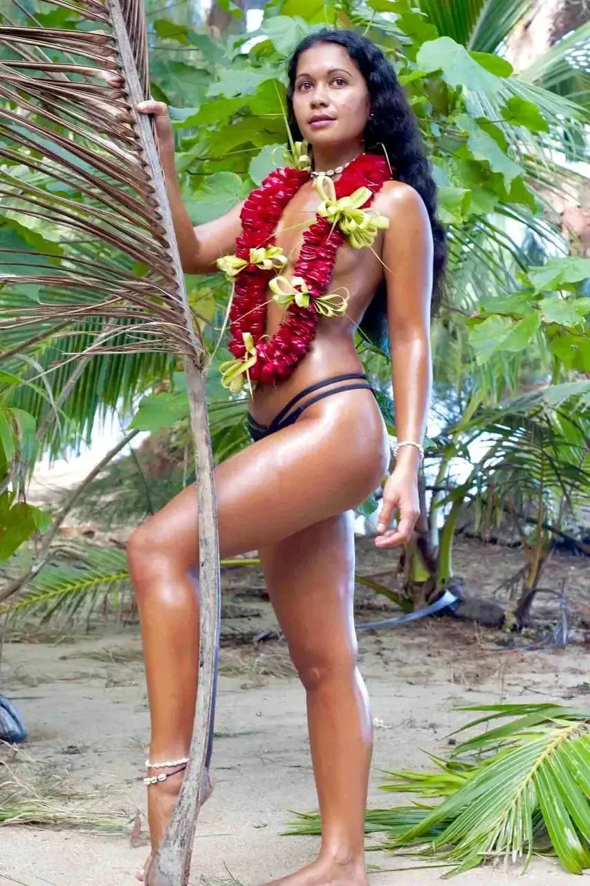 Leak & nude 4 — Mymoana