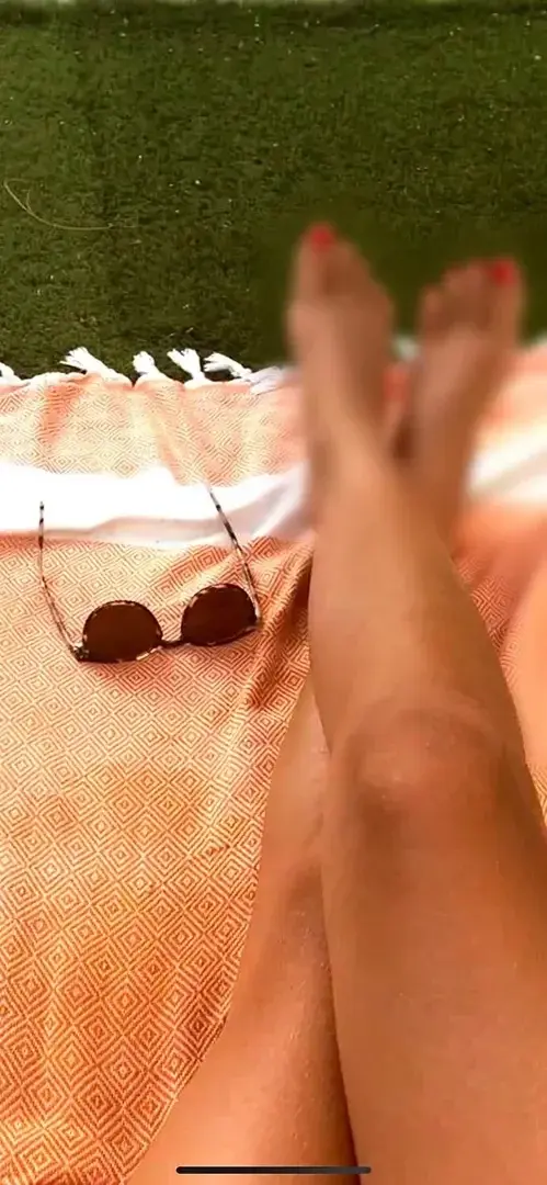Leak & nude 1 — Feet_of