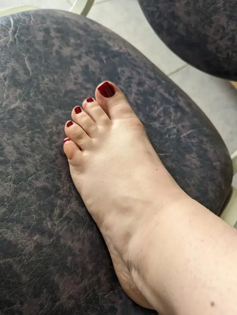 Leak & nude 2 — Foot-lovee
