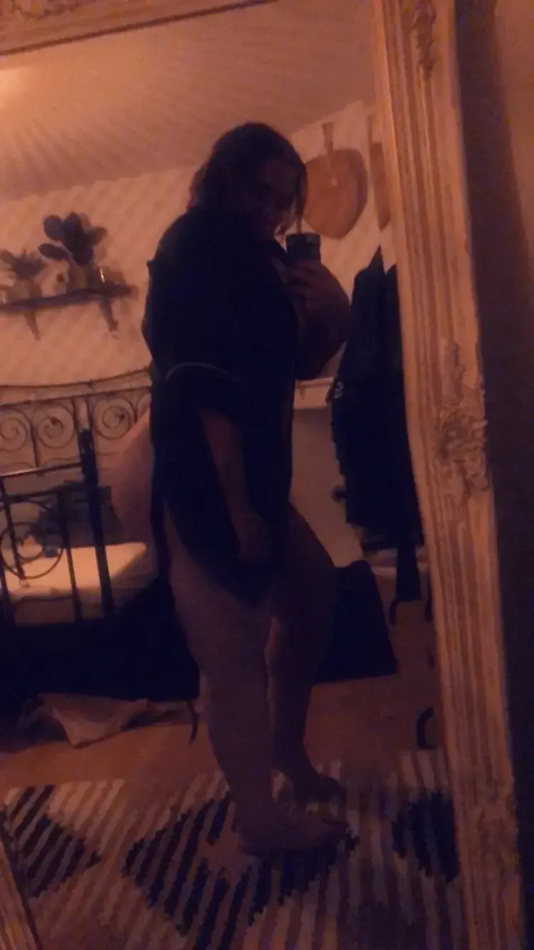 Leak & nude 4 — Curvybootyfeet