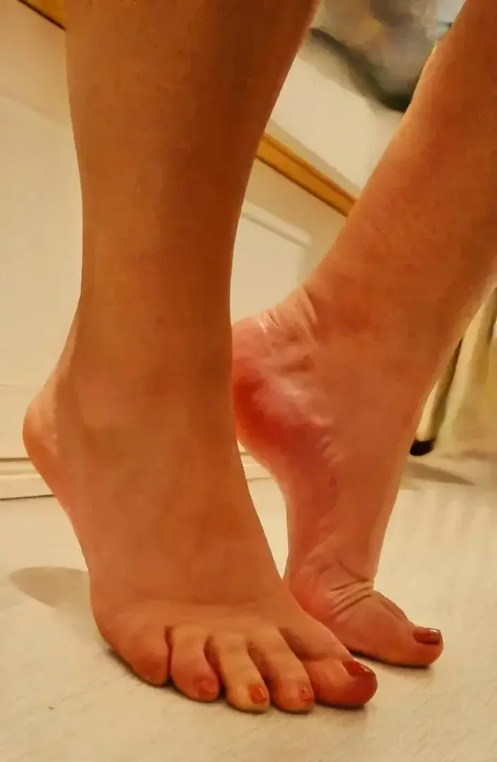 Leak & nude 7 — Juliana_feet