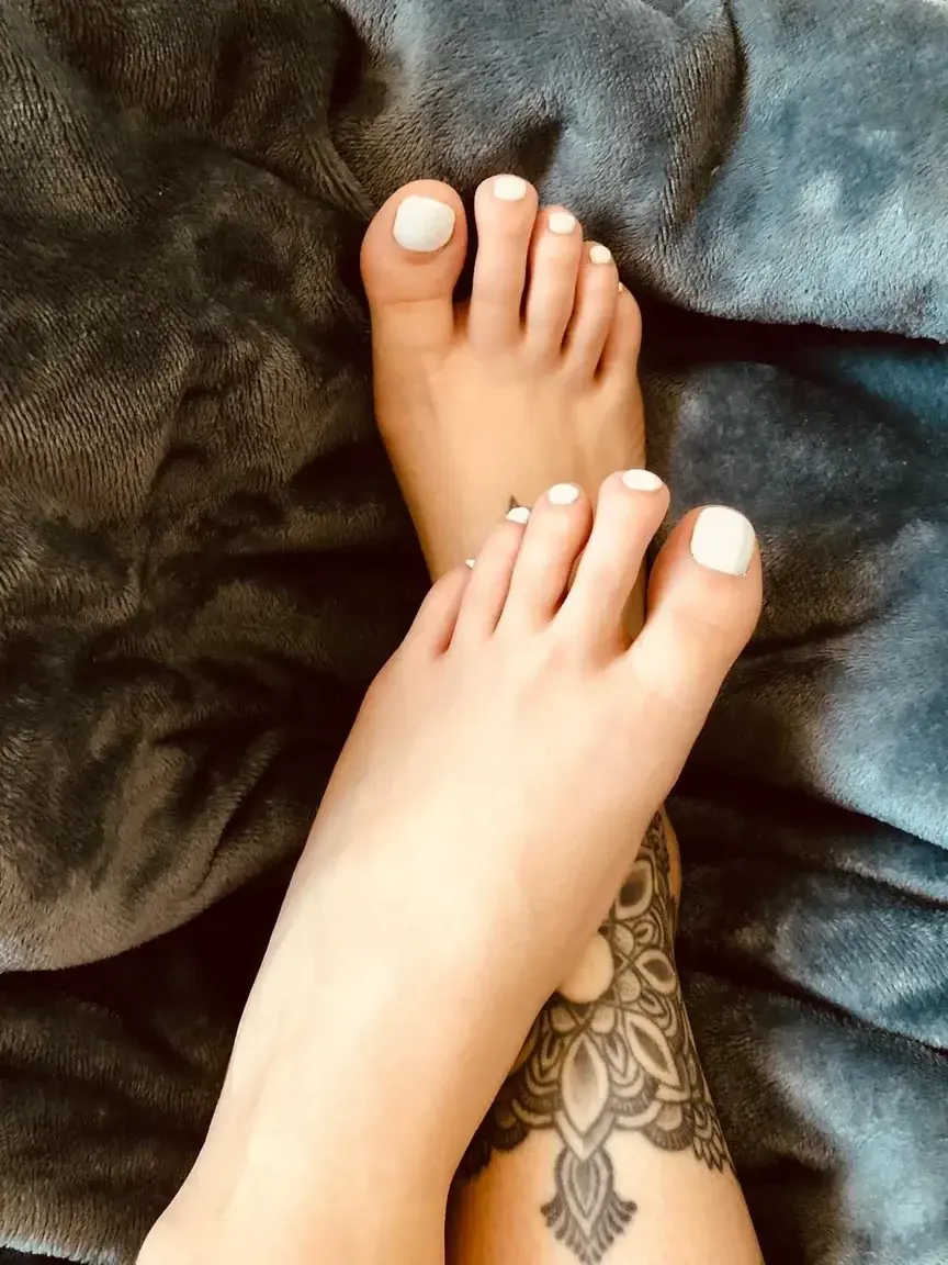Leak & nude 1 — Feet_ich