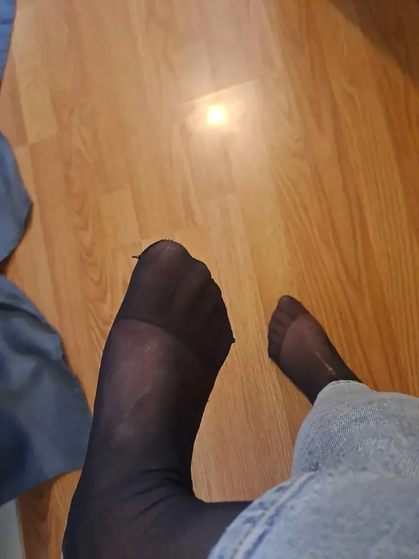 Leak & nude 3 — Joly_pieds