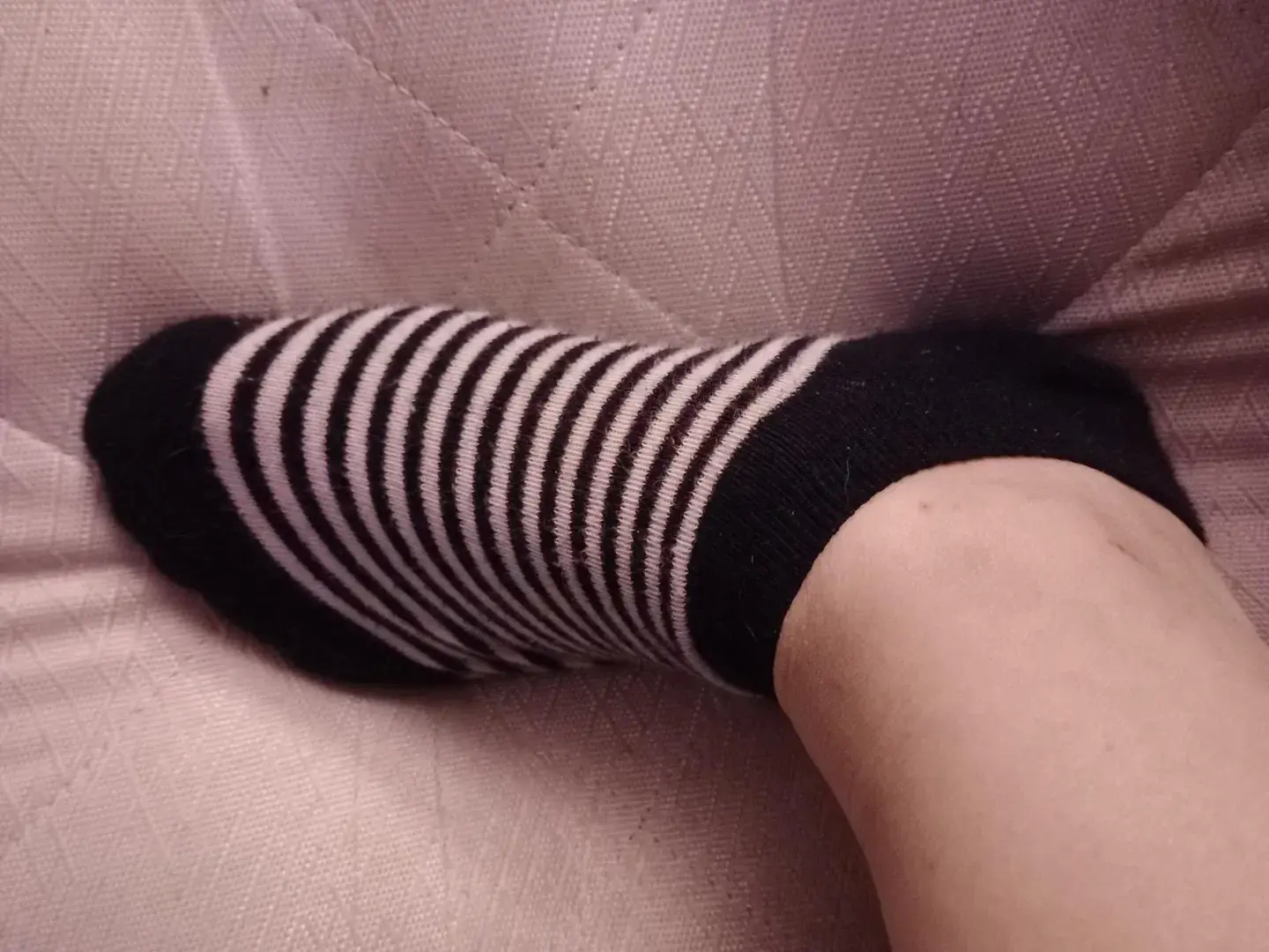 Leak & nude 5 — Lesjolispiedsdemadame