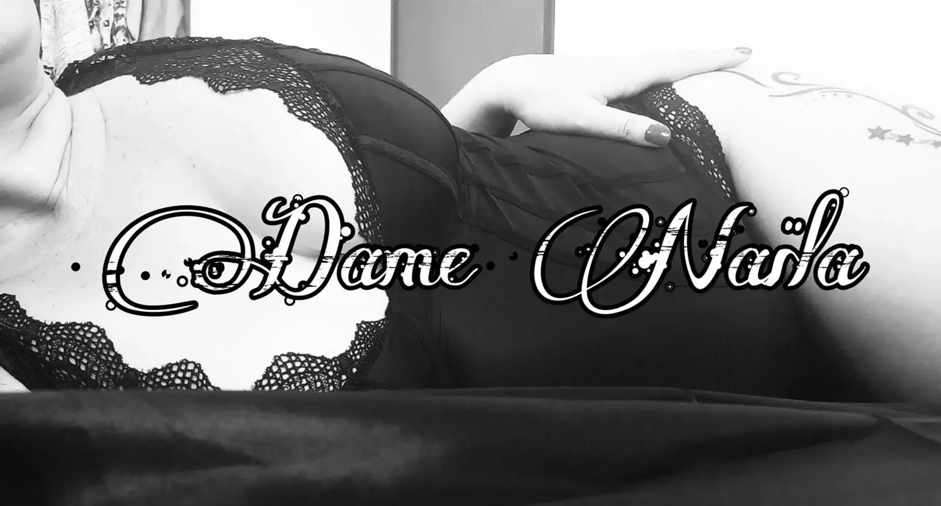 Photo de couverture de Dominatrice-dame_naila-974
