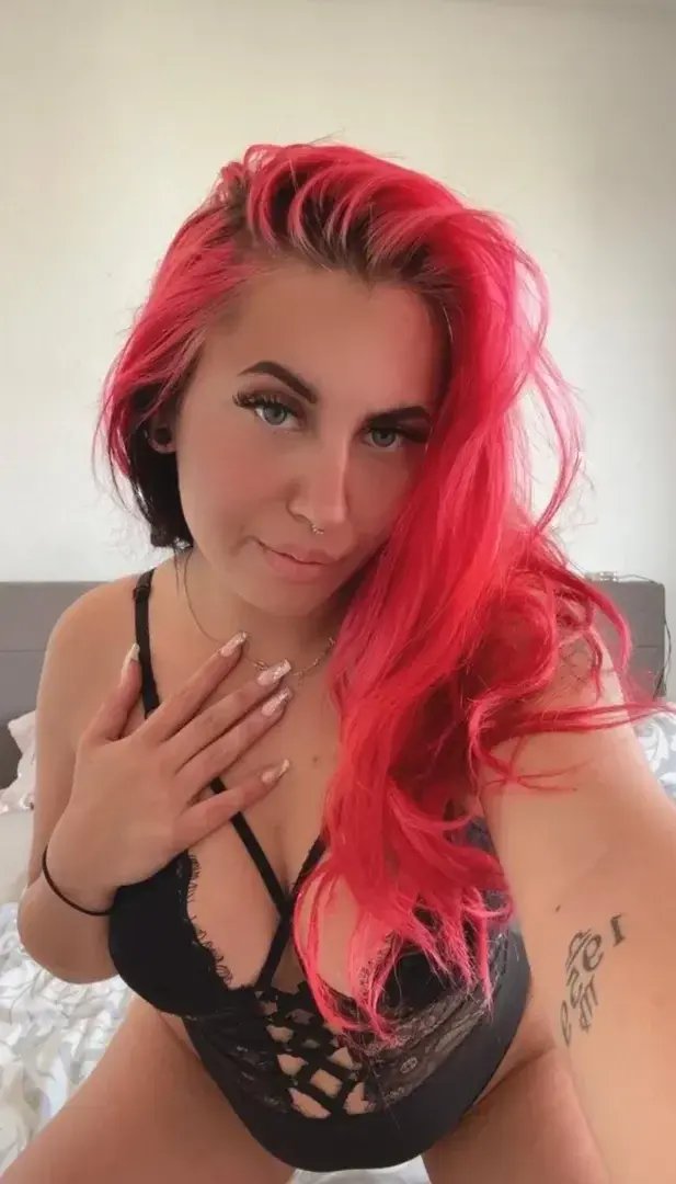 Leak & nude 2 — Theredlucy