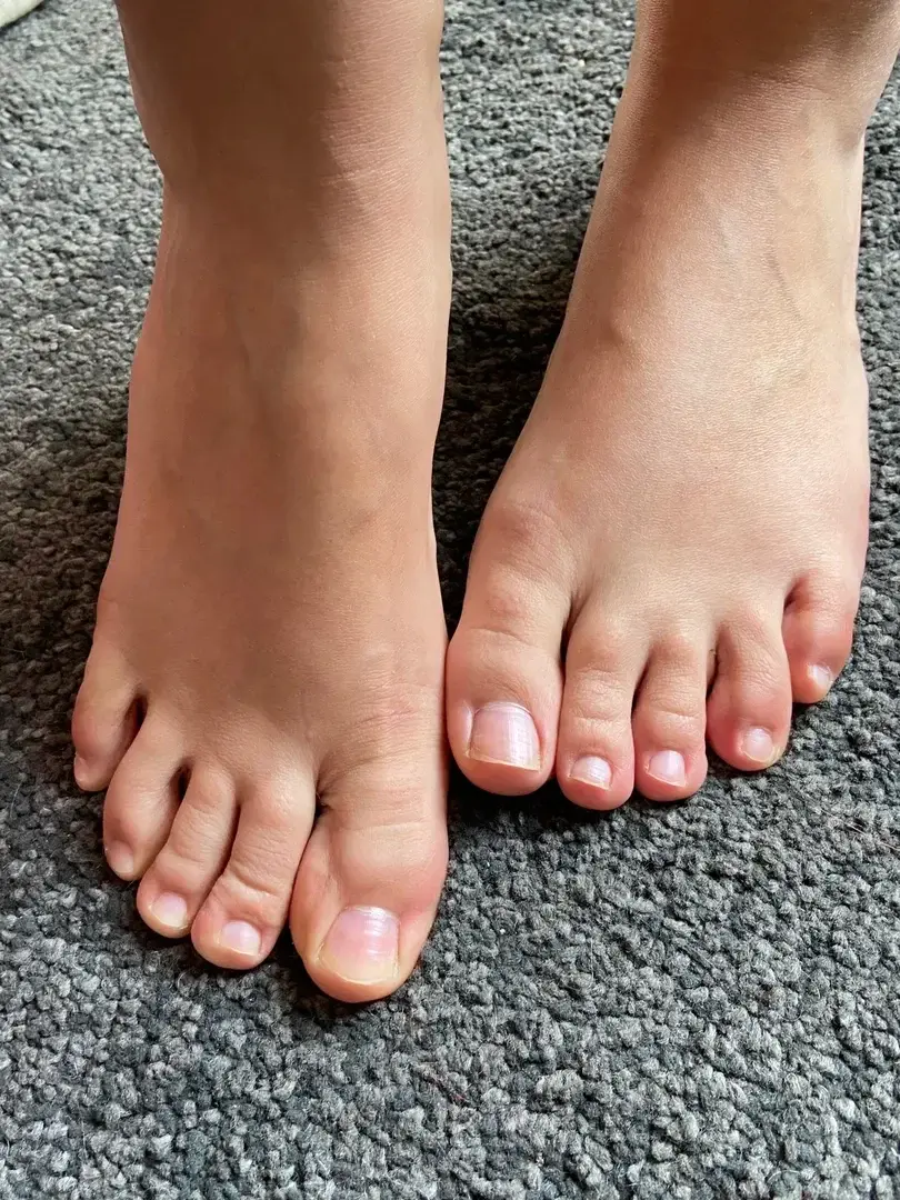 Leak & nude 12 — Pieds_nus24