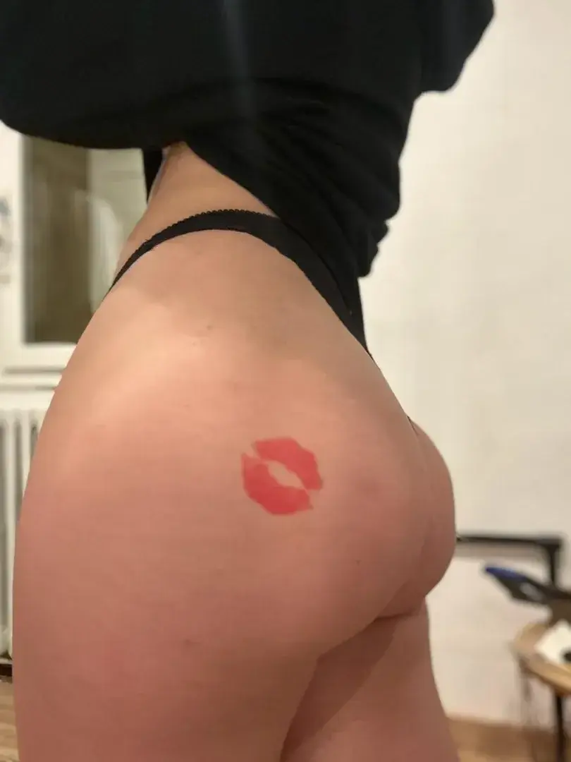 Leak & nude 1 — Pairoffass