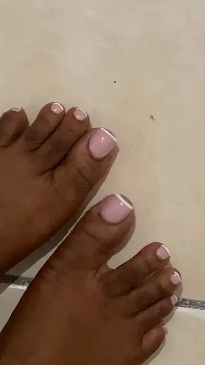 Leak & nude 1 — 10_toes
