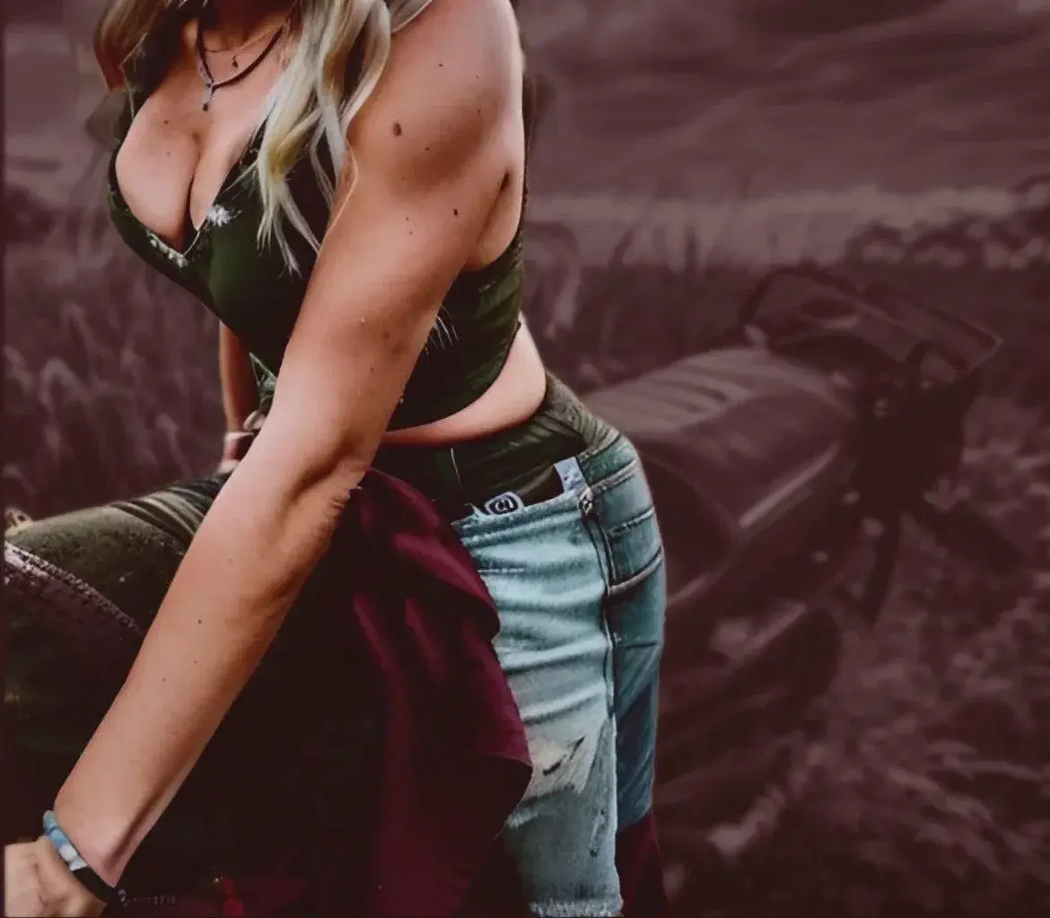 Leak & nude 2 — Nylonnessi